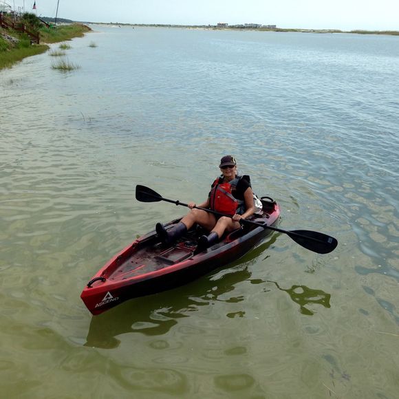 Meet your Posher, Vicky - Picture 1 of 1